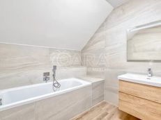 Prodej domu 199 m², pozemek 1102 m²