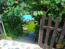 Prodej domu 250 m², pozemek 817 m²