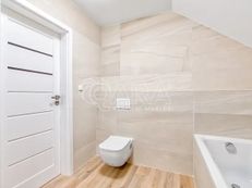 Prodej domu 199 m², pozemek 1102 m²