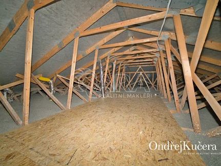 Prodej domu 216 m², pozemek 1000 m²