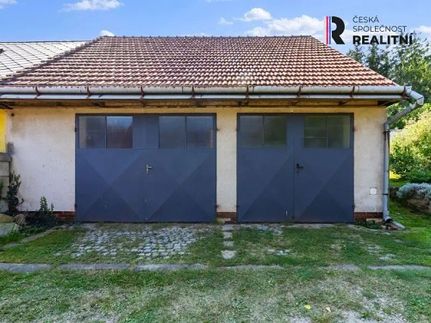 Prodej domu 240 m², pozemek 2044 m²
