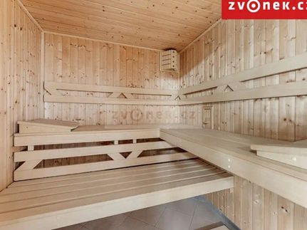 Prodej vily 540 m², pozemek 1250 m²