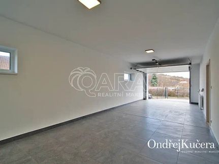 Prodej domu 216 m², pozemek 1000 m²