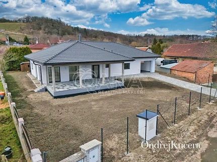 Prodej domu 216 m², pozemek 1000 m²