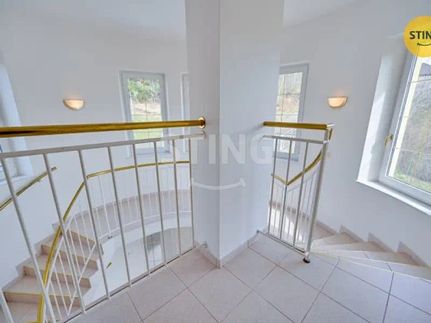 Prodej vily 470 m², pozemek 929 m²