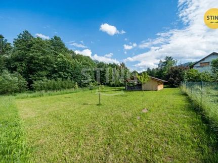 Prodej stavebního pozemku 1366 m²