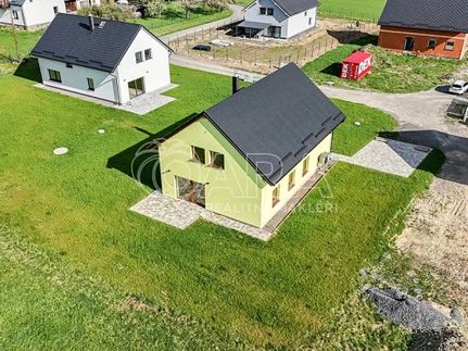 Prodej domu 199 m², pozemek 1000 m²