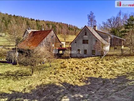 Prodej domu 219 m², pozemek 5239 m²