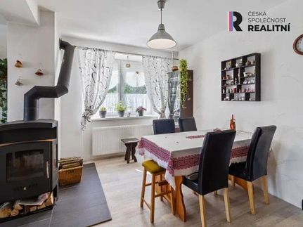 Prodej domu 240 m², pozemek 2044 m²