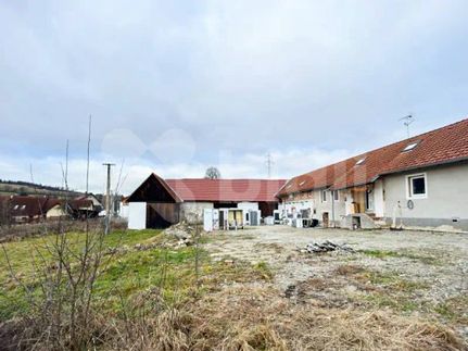 Prodej domu 300 m², pozemek 1690 m²