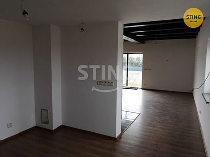 Prodej domu 350 m², pozemek 1760 m²