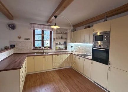 Prodej domu 176 m², pozemek 1398 m²