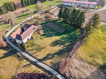 Prodej stavebního pozemku 4307 m²