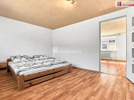 Prodej domu 219 m², pozemek 5239 m²