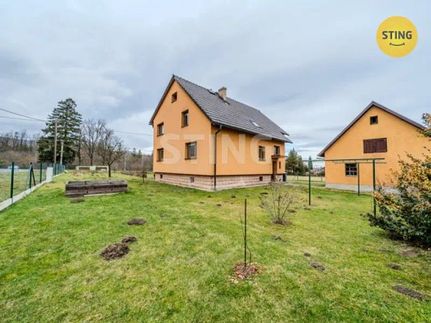 Prodej domu 200 m², pozemek 1241 m²