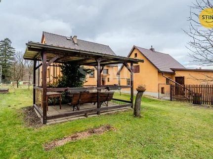 Prodej domu 200 m², pozemek 1241 m²