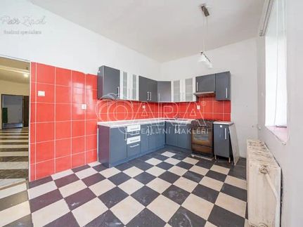 Prodej domu 233 m², pozemek 329 m²