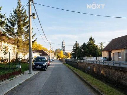 Prodej stavebního pozemku 795 m²