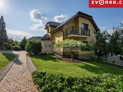 Prodej vily 540 m², pozemek 1250 m²
