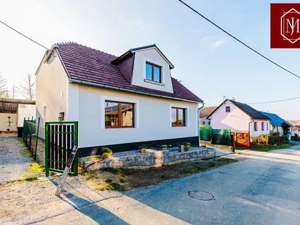 Prodej domu 190 m², pozemek 782 m²