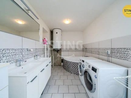 Prodej domu 200 m², pozemek 1241 m²