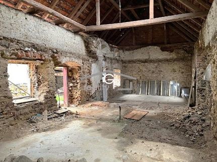 Prodej zemědělské usedlosti 120 m², pozemek 8582 m²
