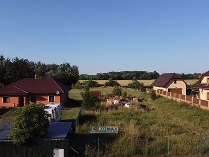 Prodej stavebního pozemku 2998 m²