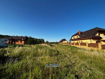 Prodej stavebního pozemku 2998 m²