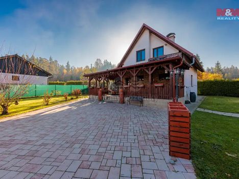 Prodej chaty 120 m², pozemek 930 m²
