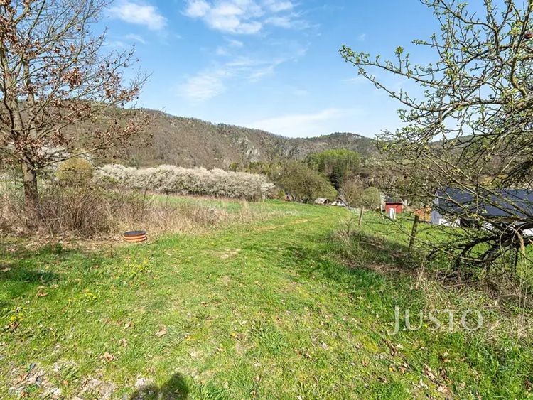 Prodej stavebního pozemku 4525 m²