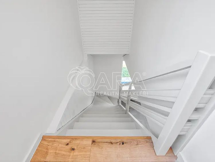Prodej domu 220 m², pozemek 1891 m²