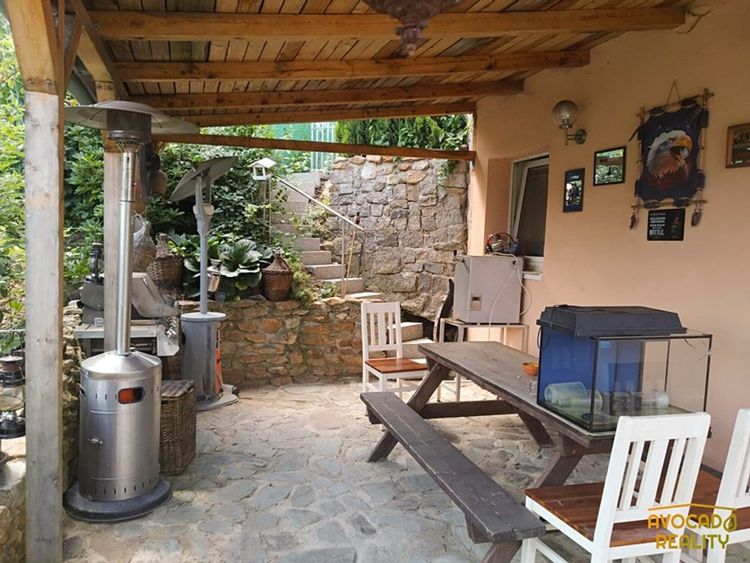 Prodej domu 250 m², pozemek 817 m²