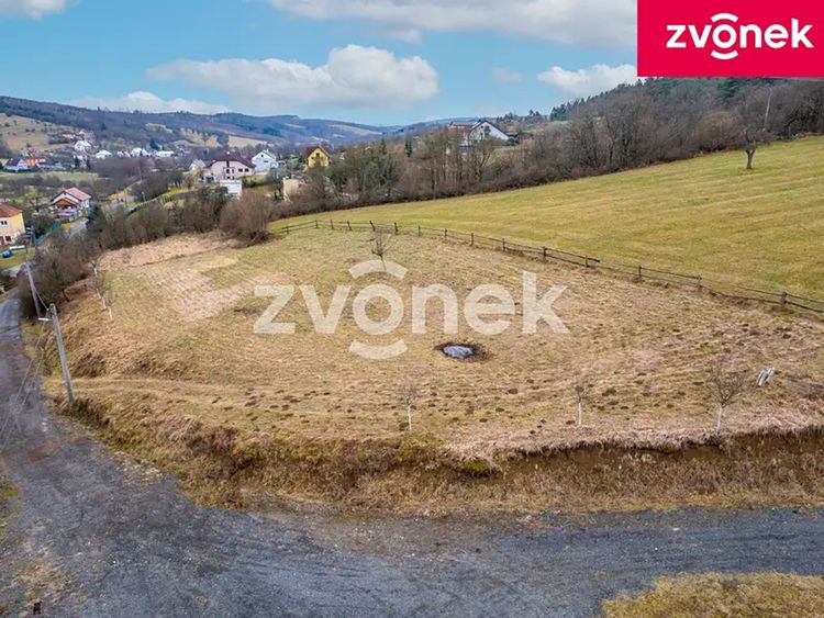 Prodej stavebního pozemku 2258 m²