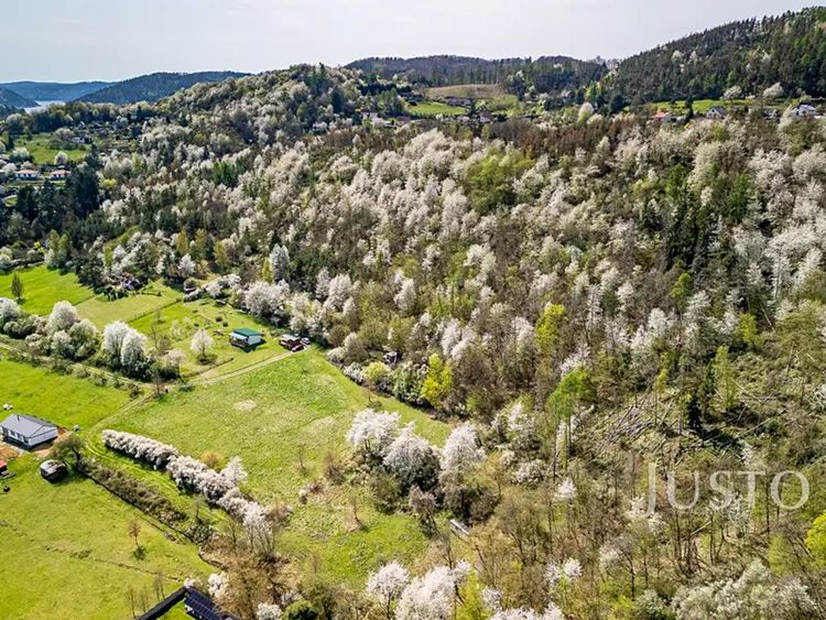 Prodej stavebního pozemku 4525 m²