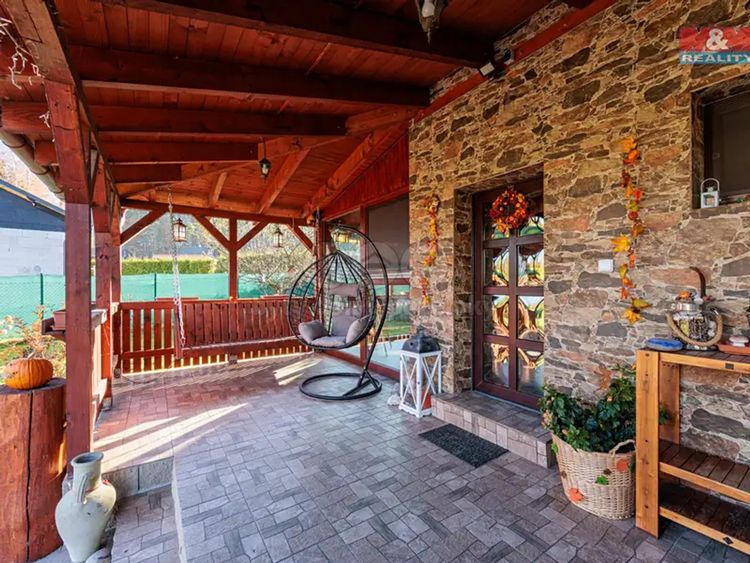 Prodej chaty 120 m², pozemek 930 m²
