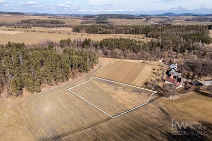 Prodej stavebního pozemku 5827 m²