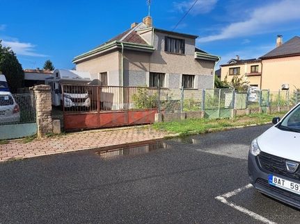 Prodej domu 240 m², pozemek 1199 m²
