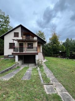 Prodej chaty 140 m², pozemek 452 m²