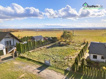 Prodej stavebního pozemku 827 m²