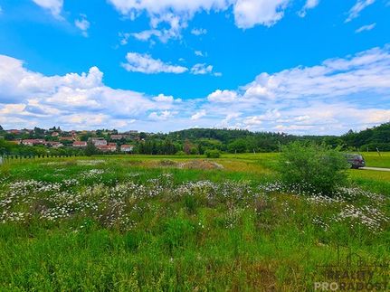 Prodej stavebního pozemku 755 m²