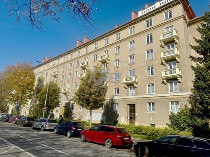 Prodej bytu 2+kk 56 m²
