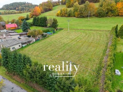 Prodej stavebního pozemku 2329 m²