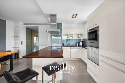 Prodej bytu 4+kk 100 m²