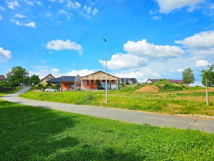 Prodej stavebního pozemku 2895 m²