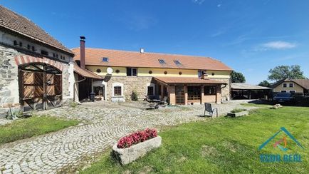 Prodej zemědělské usedlosti 300 m²