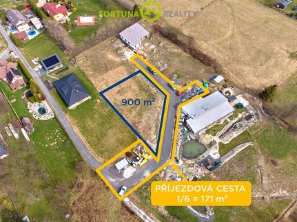 Prodej stavebního pozemku 1071 m²