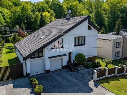 Prodej domu 243 m², pozemek 1044 m²