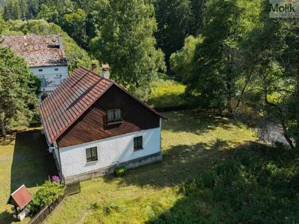 Prodej zemědělské usedlosti 200 m², pozemek 7976 m²