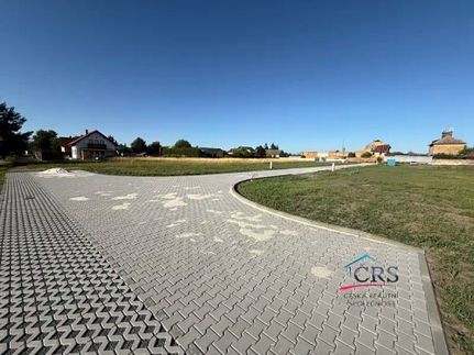Prodej stavebního pozemku 927 m²