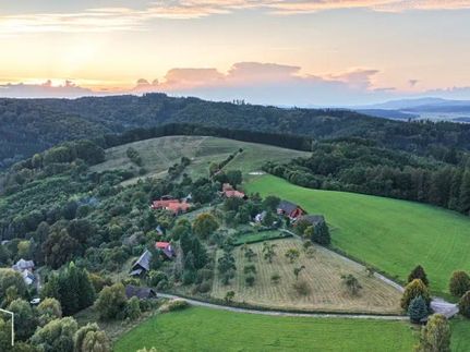 Prodej stavebního pozemku 1700 m²